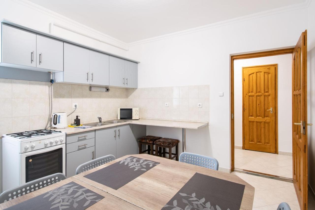 Lux Apartmanok Hajduszoboszlo Exterior photo