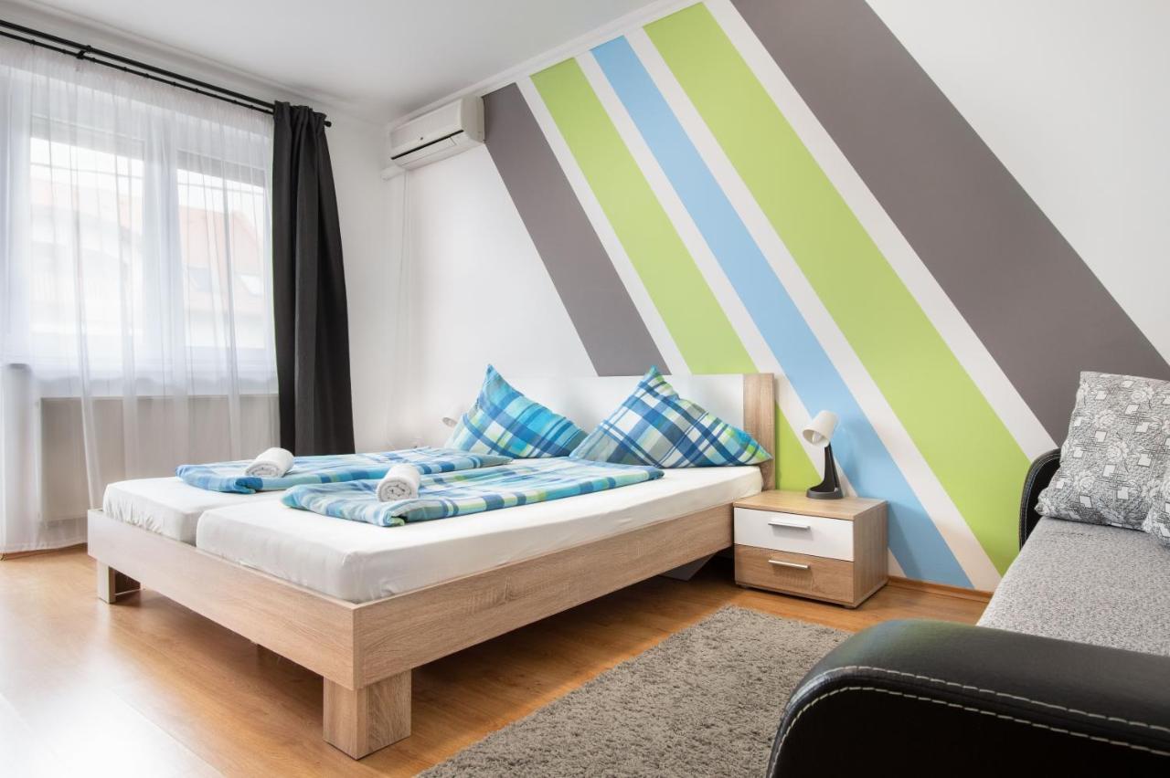 Lux Apartmanok Hajduszoboszlo Exterior photo